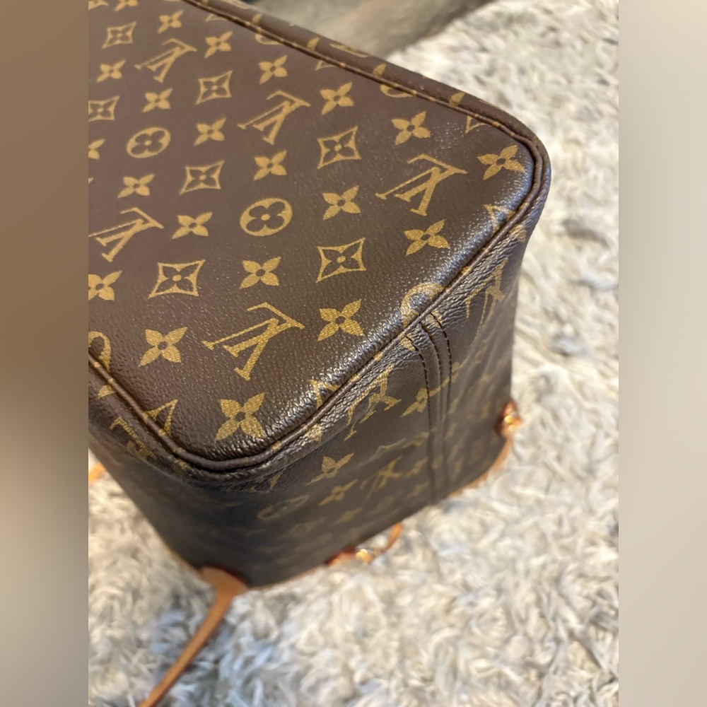 Louis Vuitton Neverfull MM, Monogram, Preowned in Dustbag - Picture 4 of 16